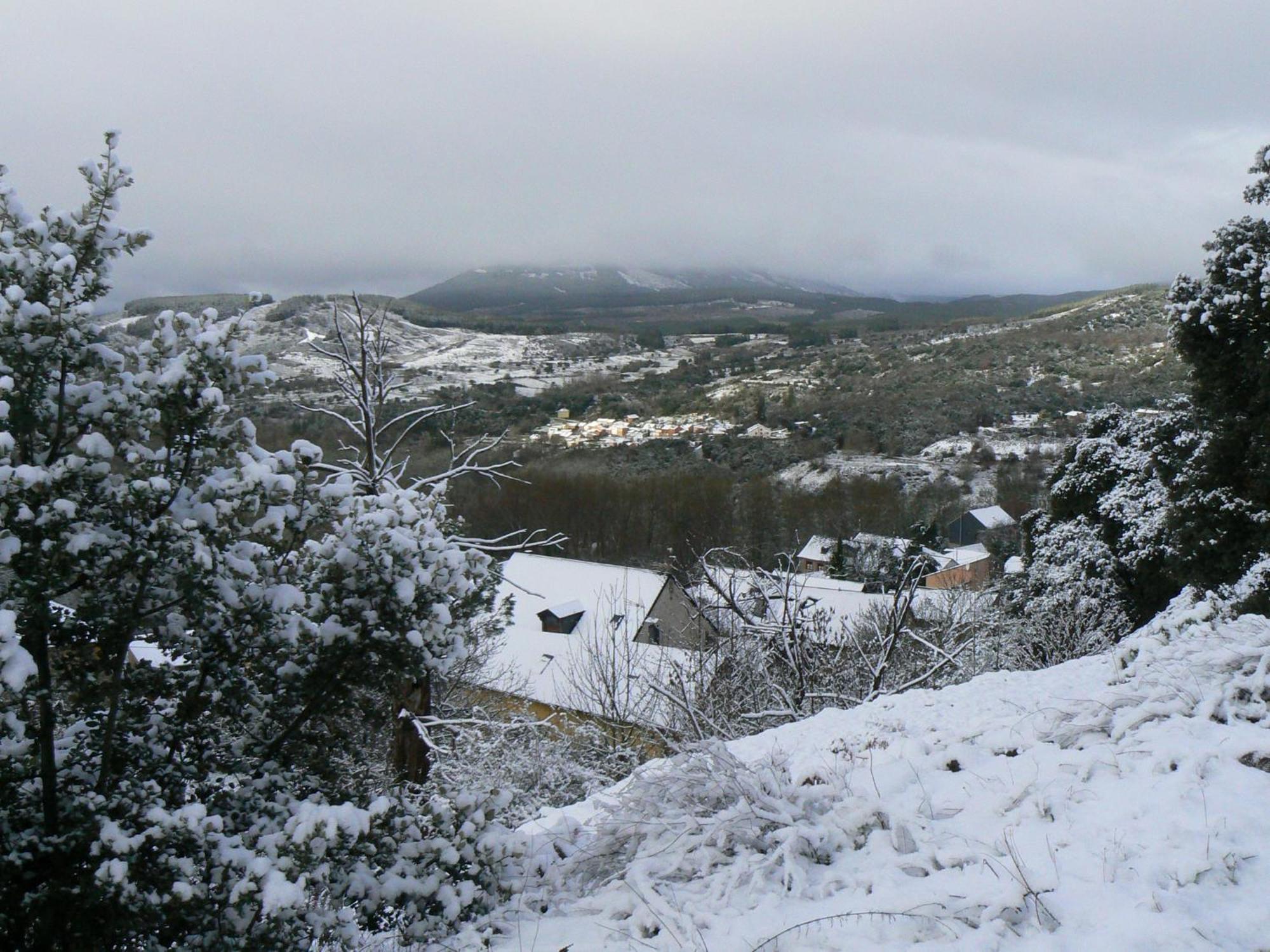 Casa De Turismo Rural Sardom2 Bembibre  Eksteriør bilde