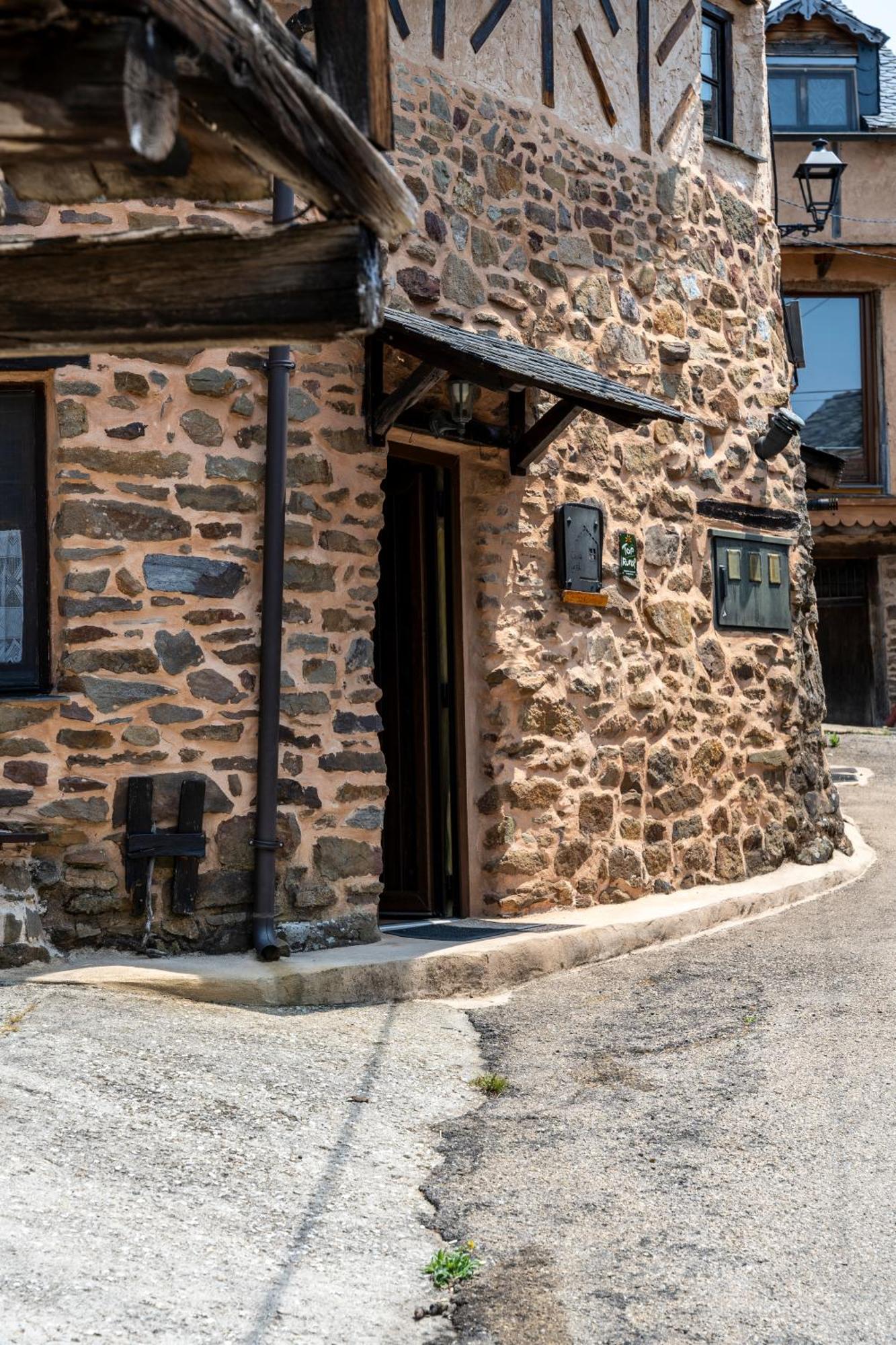 Casa De Turismo Rural Sardom2 Bembibre  Eksteriør bilde